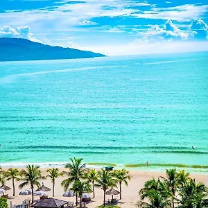 central-beach-hotel.hotelsofhoian.com/