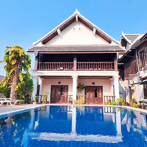 alana-luang-prabang.hotelsluangprabang.com/
